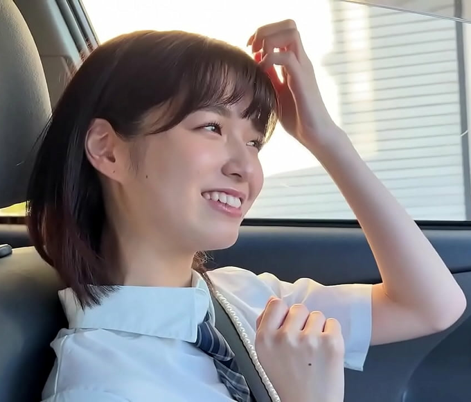 part1 すみれ(18)/『おうち行きたい』と自らエッチを希望しちゃう令和最強ポテンシャルJと初エッチ【1限目】海デートからの彼ピ宅で即エッチ！露になった美乳を揉み揉み＆舐め舐めしたらカチカチ乳首とチ●コが完成ｗ膣奥目掛けて振り下ろすガン突きピストンで絶頂SEX【2限目】射精したばっかなのにお掃除フェラで再勃起からの生チン挿入！2回戦目を感じさせない容赦ない突き上げピストン攻撃でたまらず大量中出し！